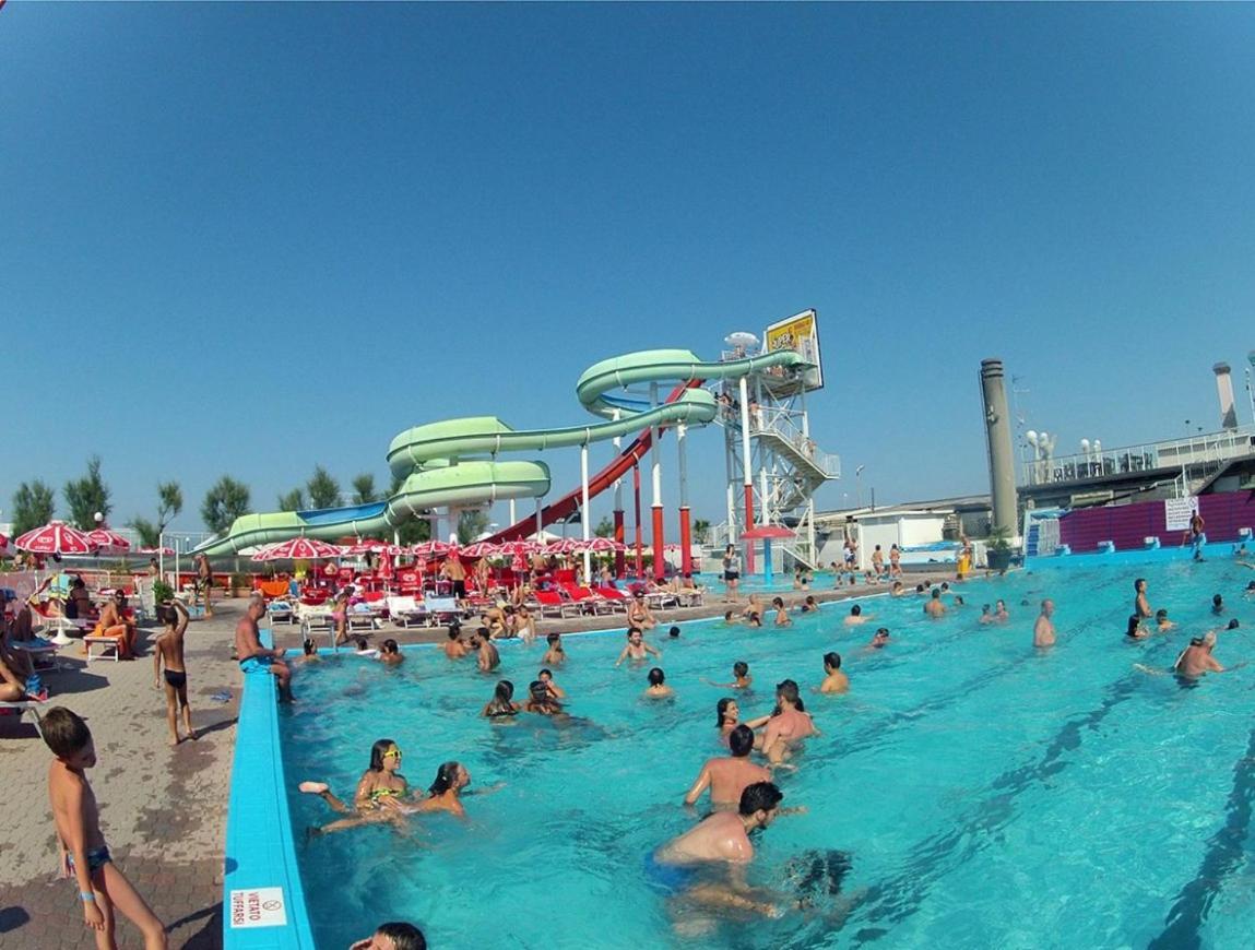 Hotel Niagara Riccione Luaran gambar