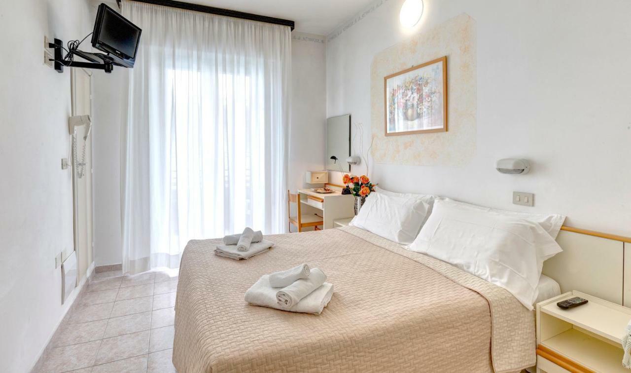 Hotel Niagara Riccione Luaran gambar