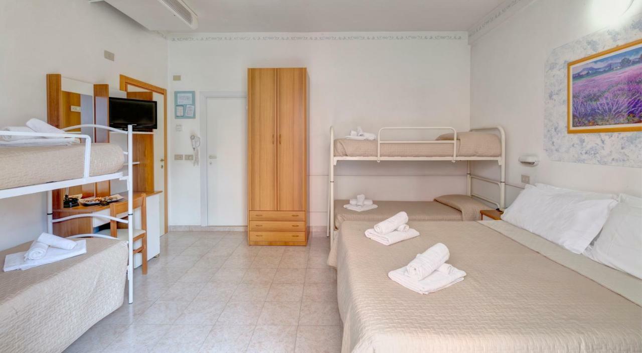 Hotel Niagara Riccione Luaran gambar