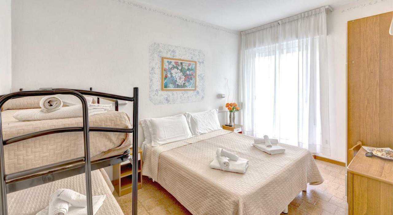Hotel Niagara Riccione Luaran gambar