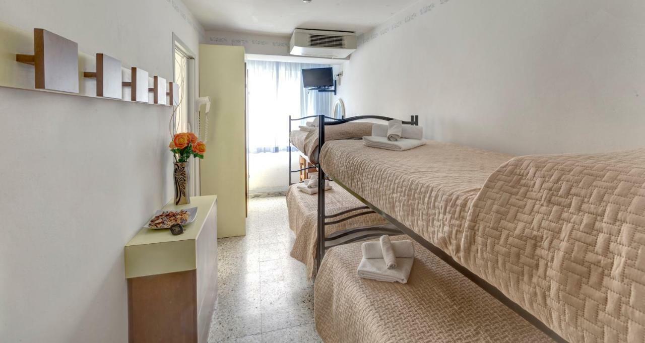 Hotel Niagara Riccione Luaran gambar