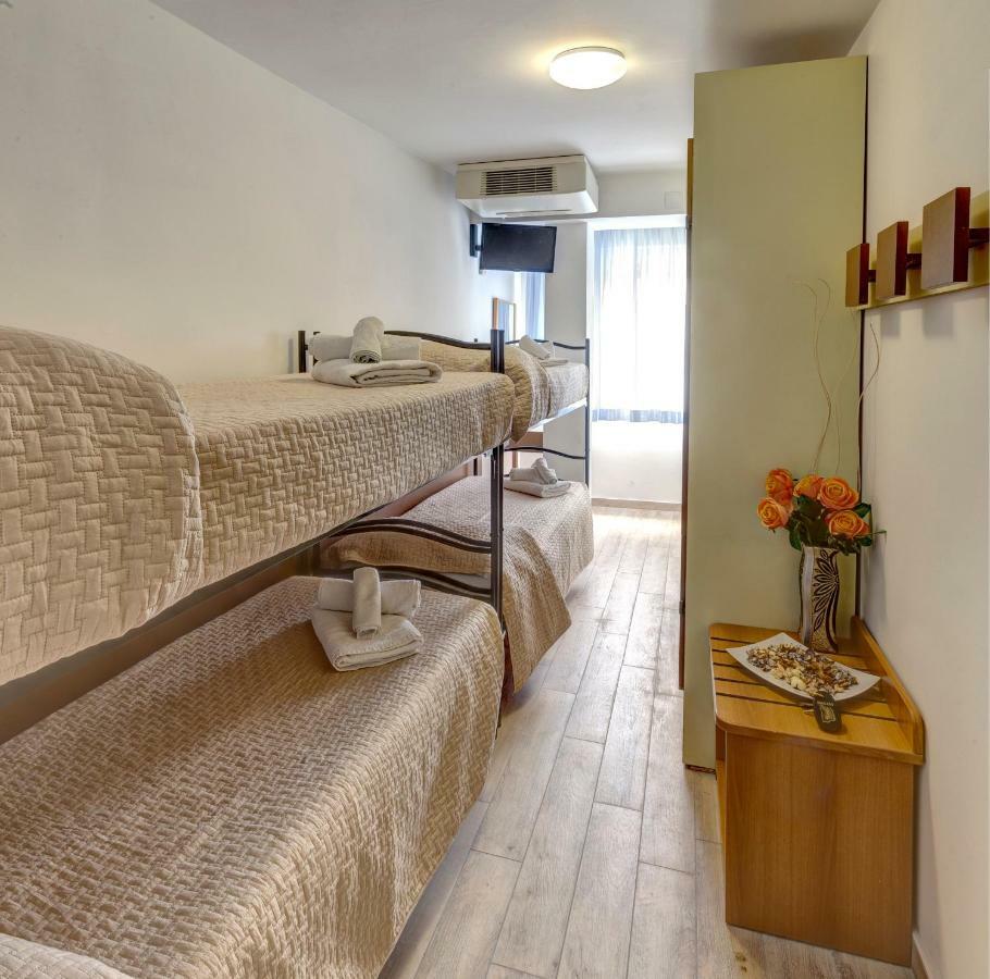 Hotel Niagara Riccione Luaran gambar