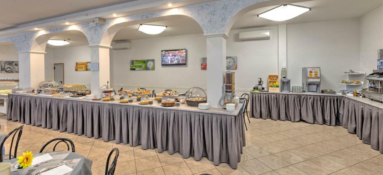 Hotel Niagara Riccione Luaran gambar